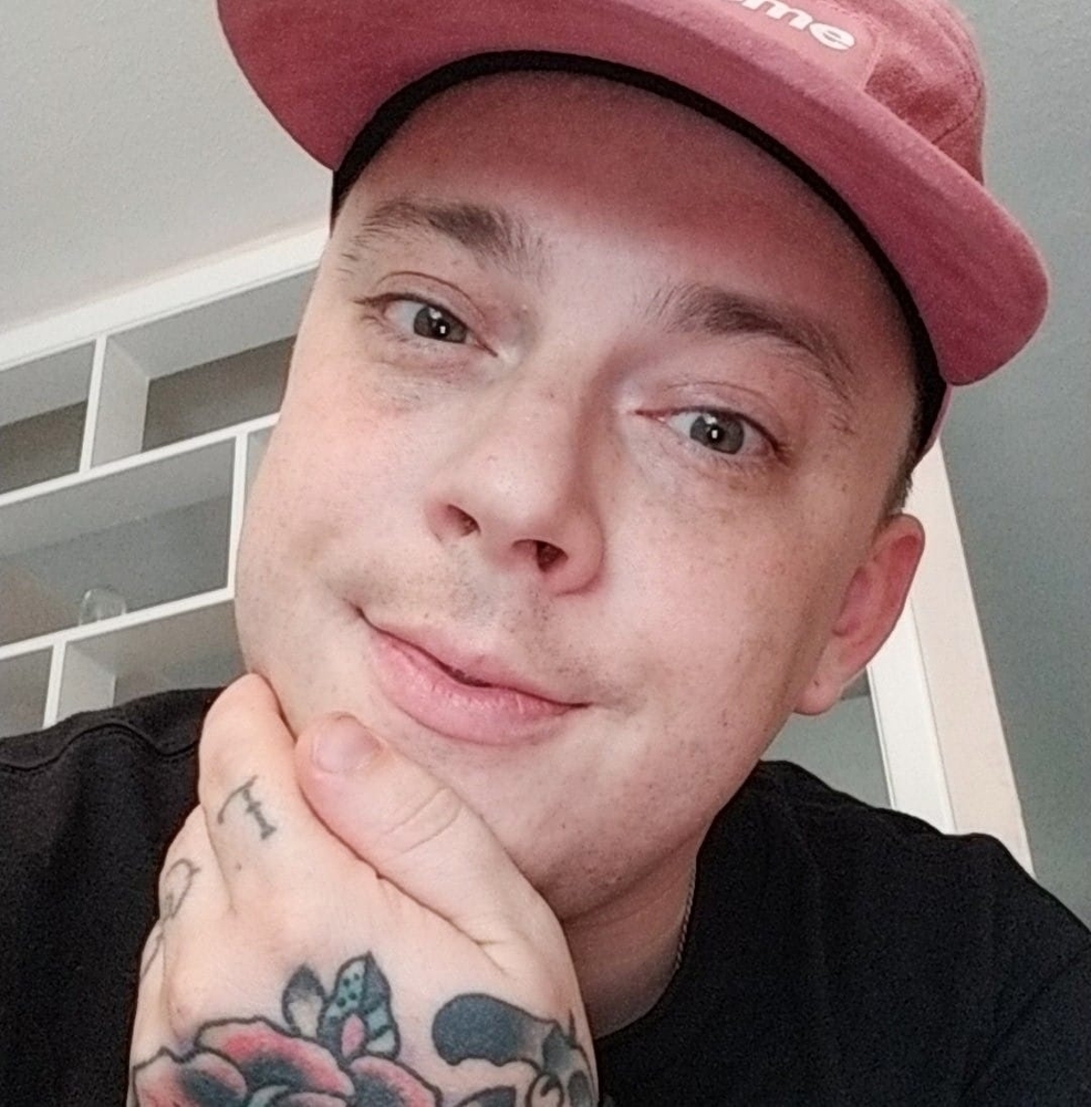 Meet your Posher, Justin